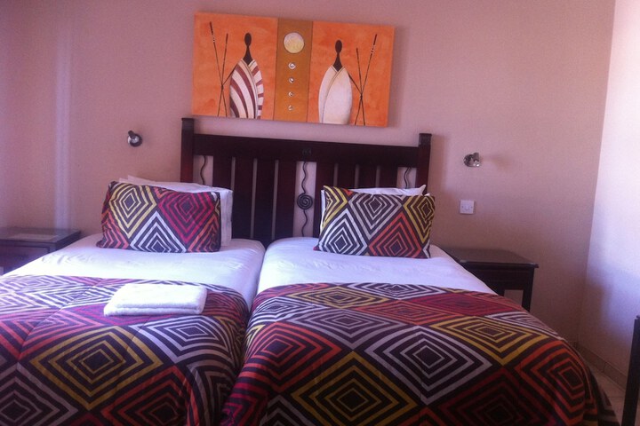 Room 3 of 35