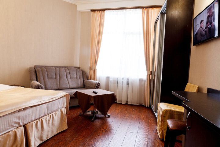 Room 19 of 54