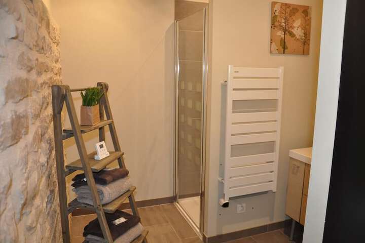 Room 25 of 35