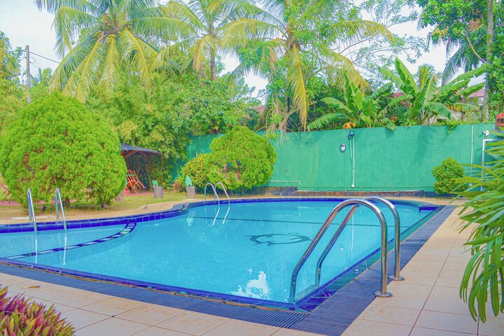 Pool 14 of 43