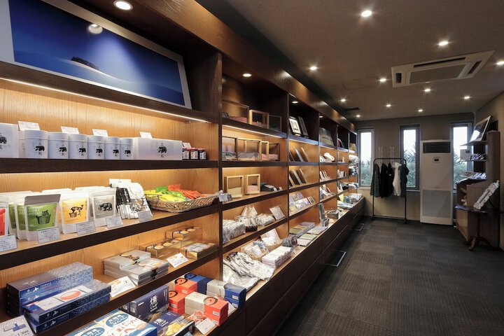 Gift shop
