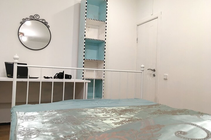 Room 4 of 26
