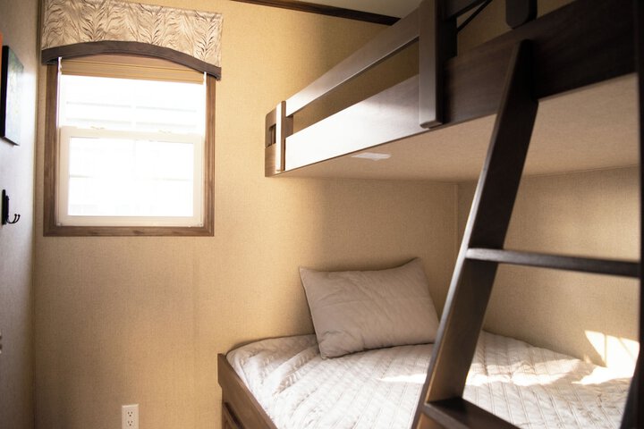 Room 13 of 48