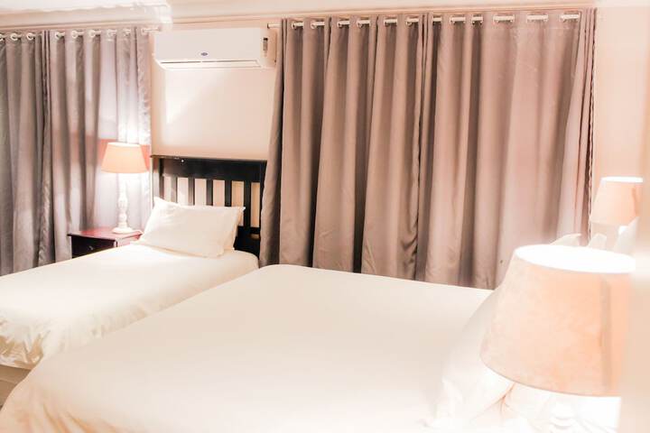 Room 13 of 85