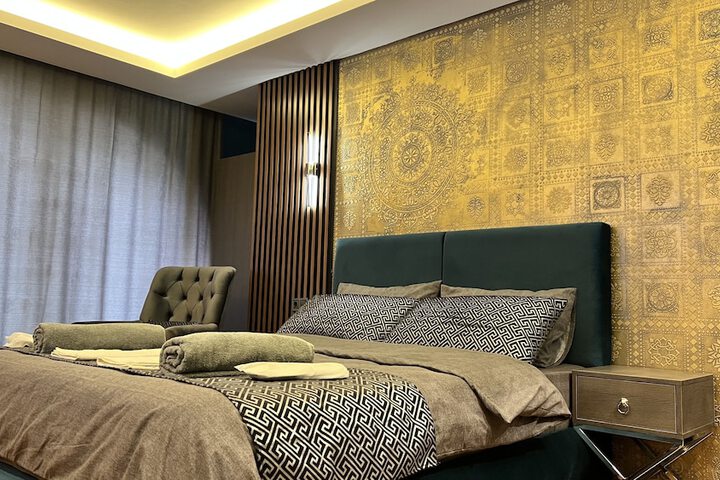 Room 28 of 71