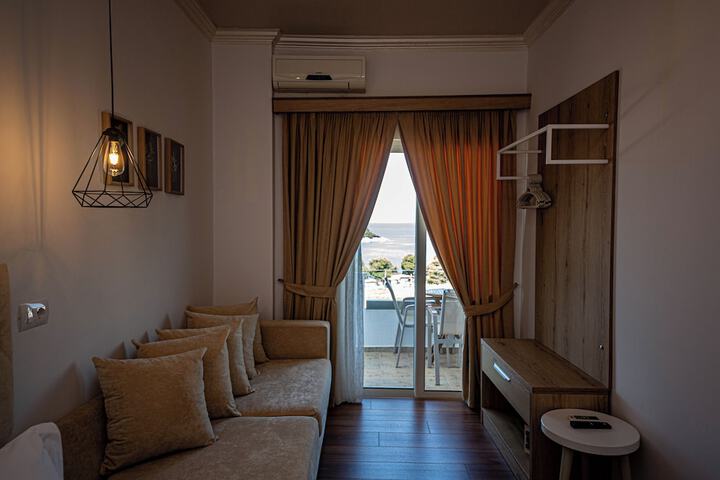 Room 22 of 56