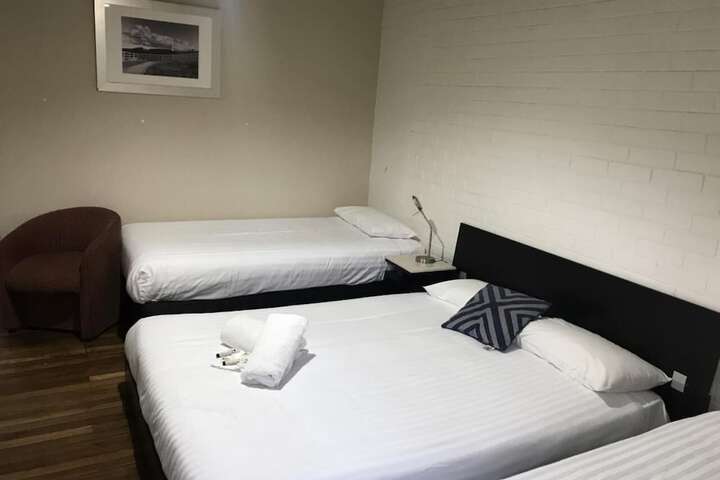 Room 8 of 29