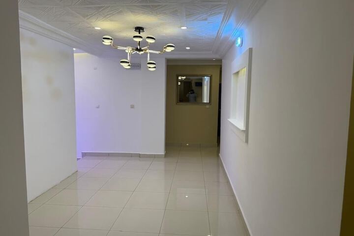 Ballroom/Hall 50 of 80