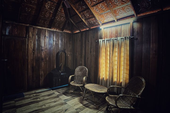 Room 18 of 60