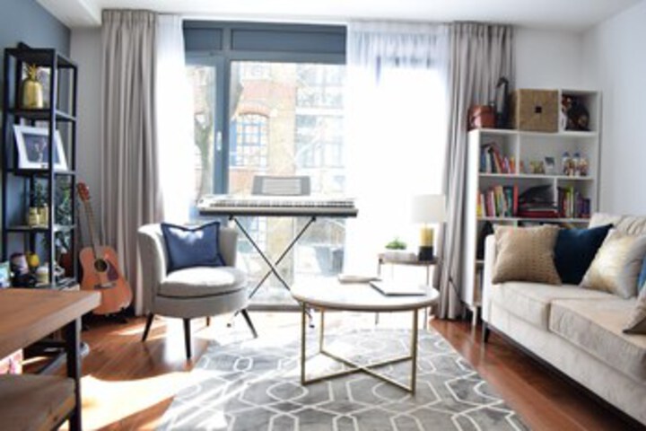 Room 9 of 21
