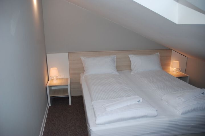 Room 14 of 39