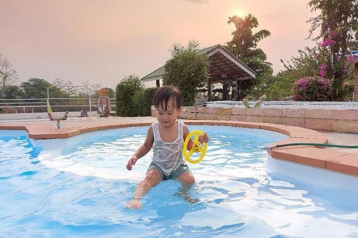 Pool 61 of 308