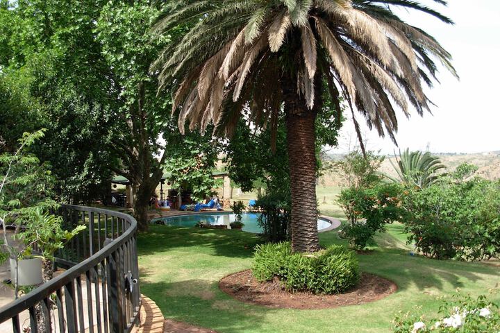 Hotel Exterior 46 of 57