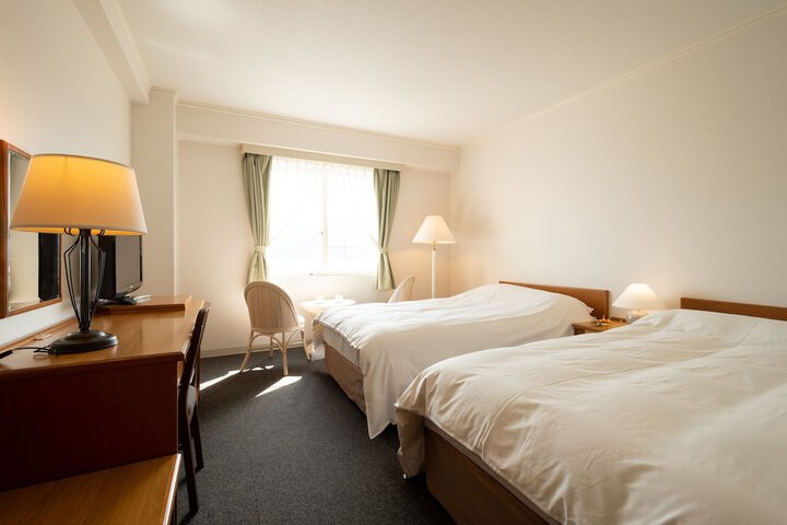 Room 9 of 55