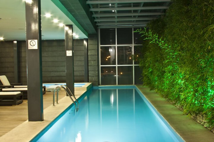 Hotel with Pool