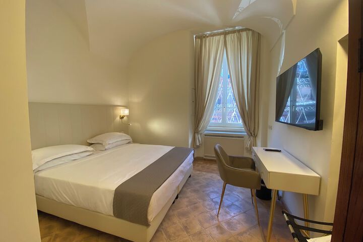 Room 92 of 180