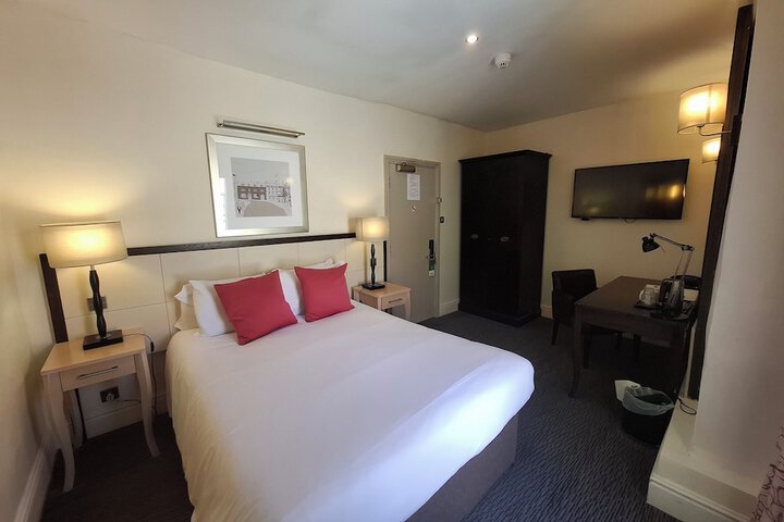 Room 18 of 71