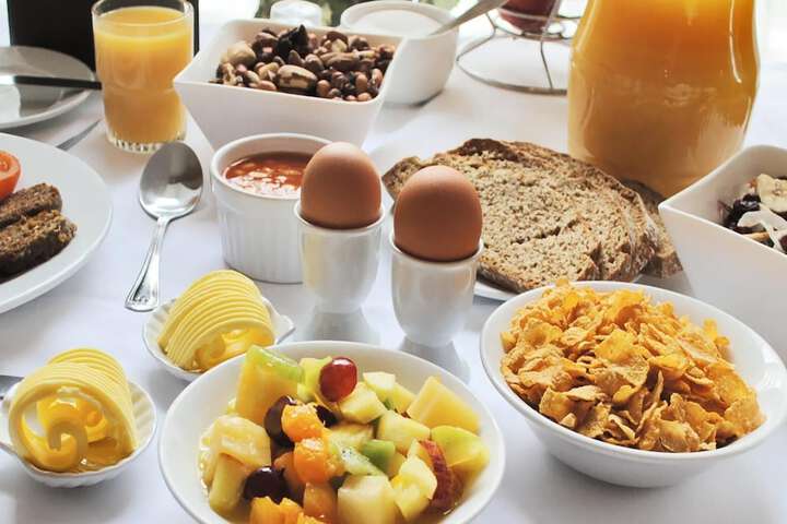 Breakfast buffet