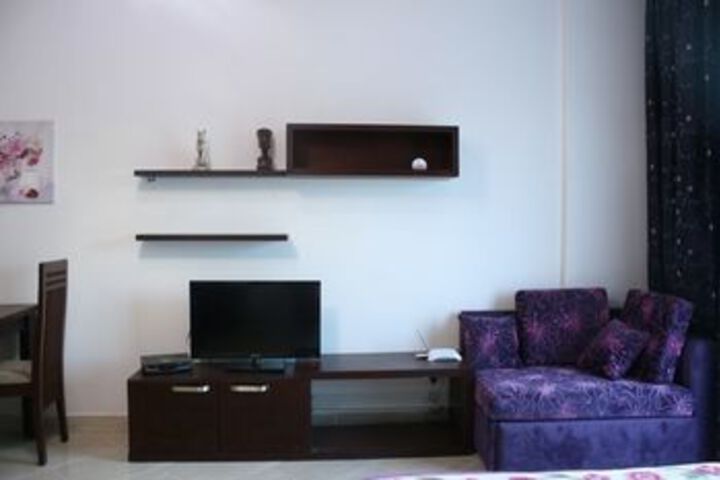 Room 22 of 34