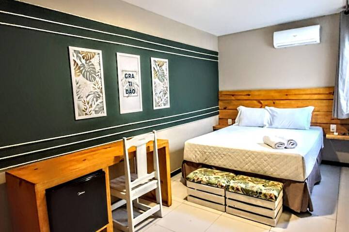Room 6 of 27