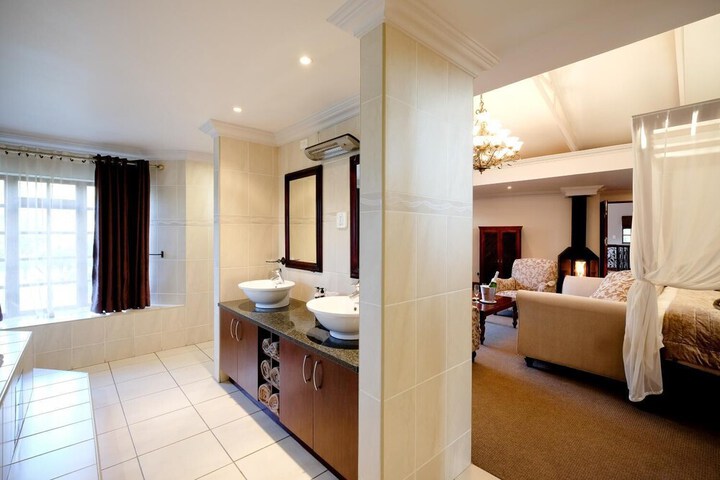 Room 31 of 47