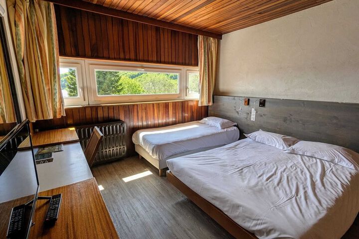 Room 15 of 52