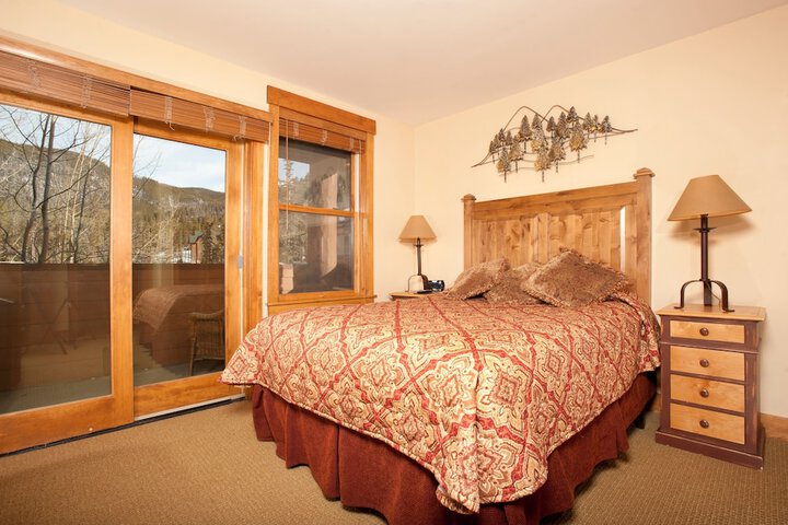 Room 3 of 30
