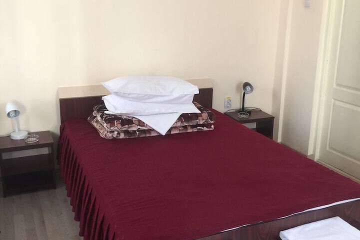 Room 5 of 39