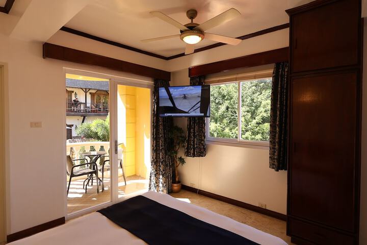 Room 17 of 65