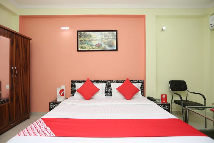 Room 14 of 22