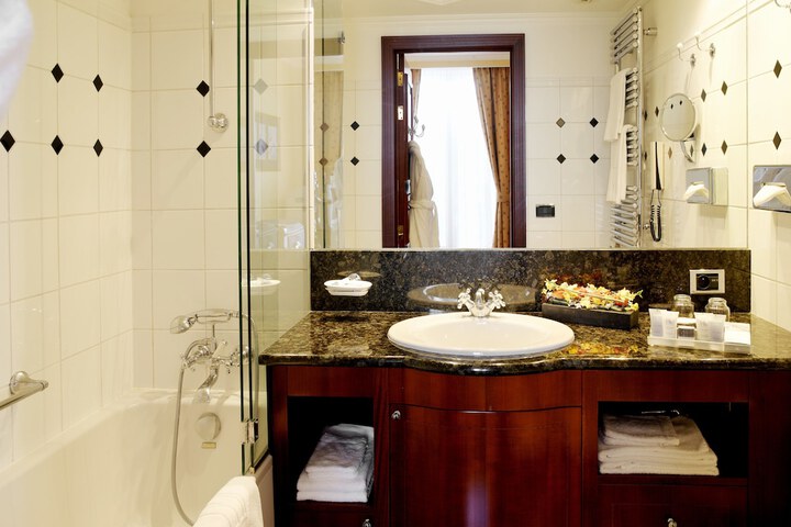 Bathroom Interior Photo
