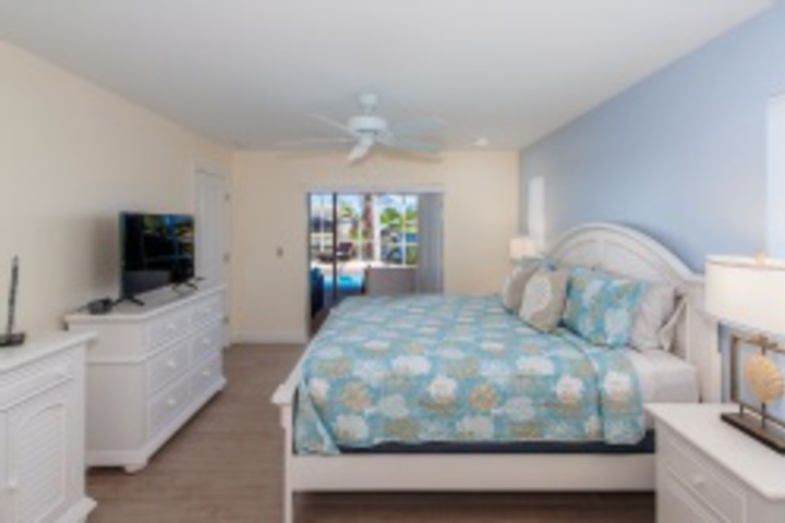 Room 55 of 192