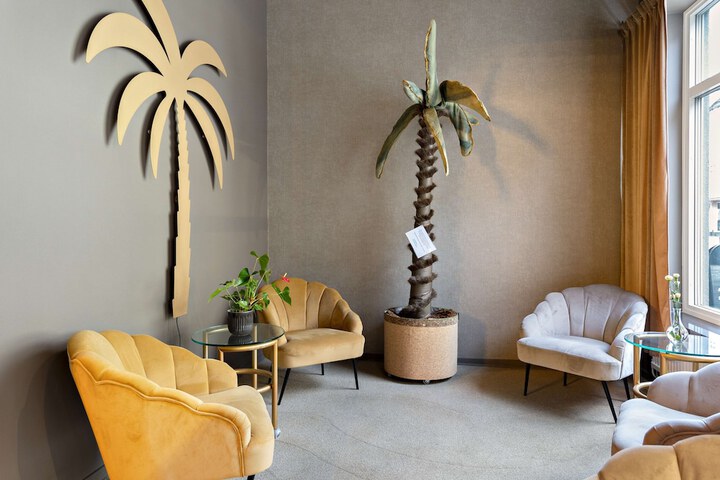 Lobby Entry