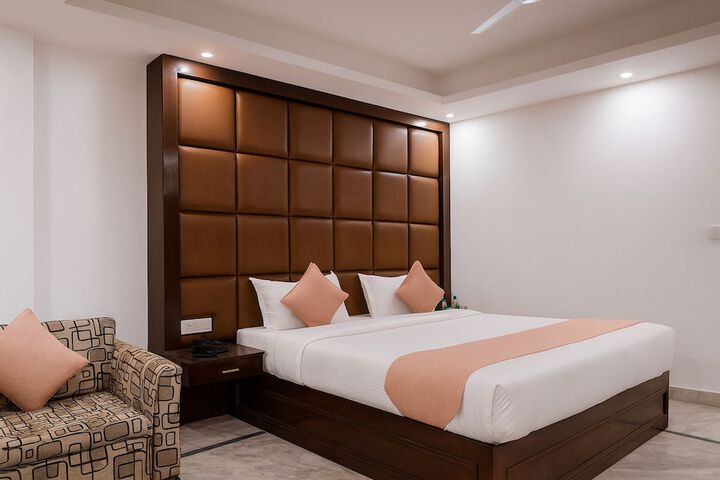 Room 8 of 58