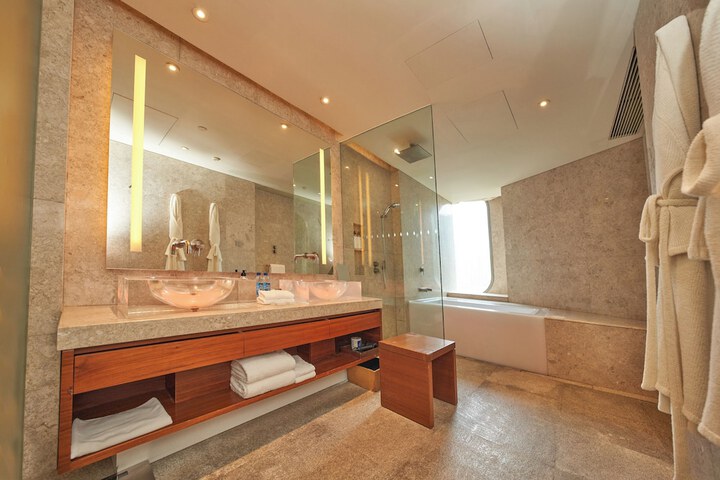 Clean Restrooms