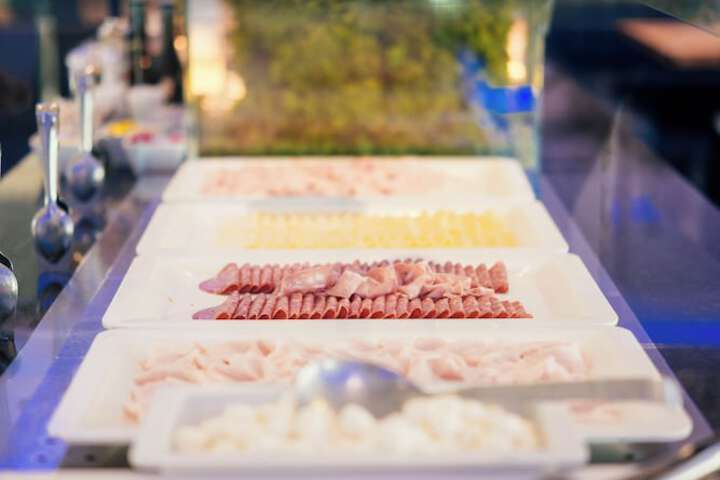 Dining 52 of 61