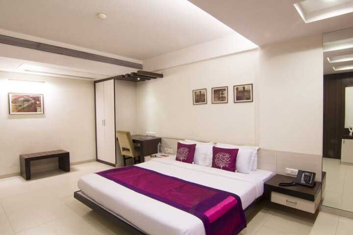 Room 5 of 35