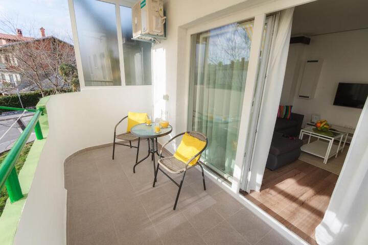 Terrace/Patio 5 of 13