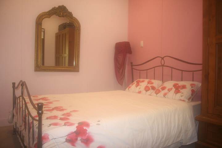 Room 5 of 21