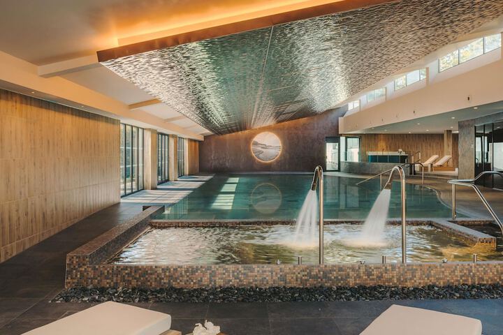 Hotel 64 of 67