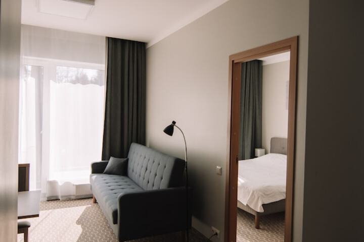Room 5 of 36