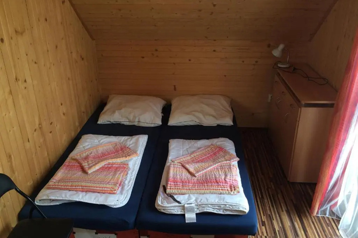 Room 2 of 13