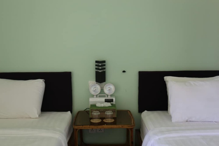 Room 17 of 35