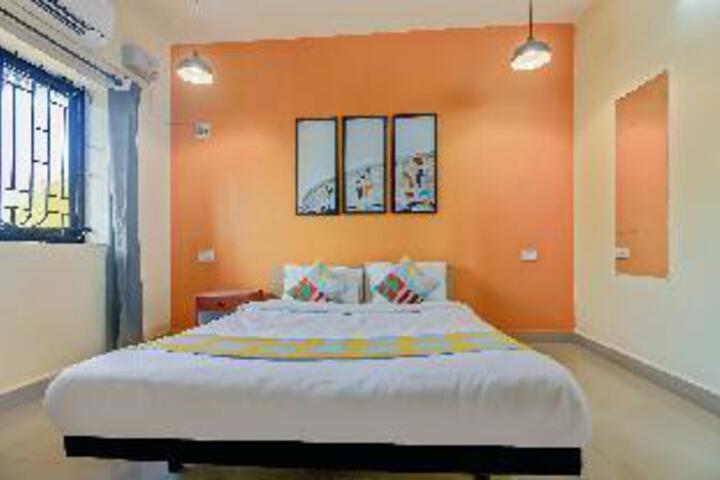 Room 8 of 22