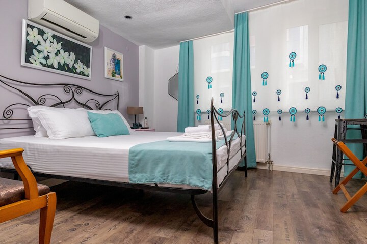Room 28 of 55