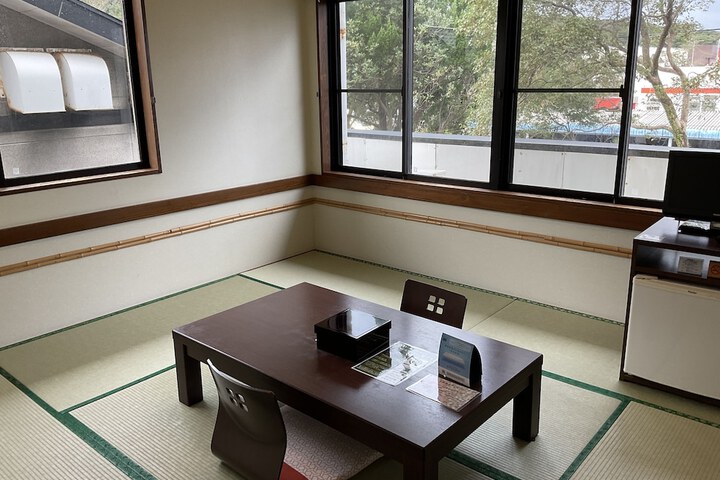 Room 20 of 49
