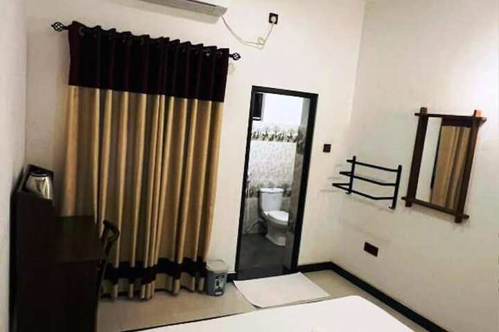 Room 3 of 59