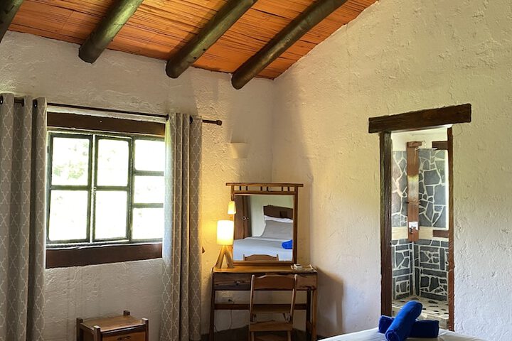 Room 11 of 42