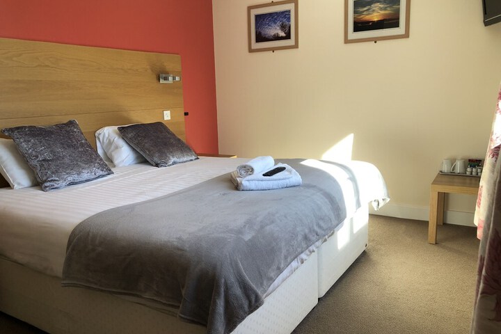 Room 10 of 31