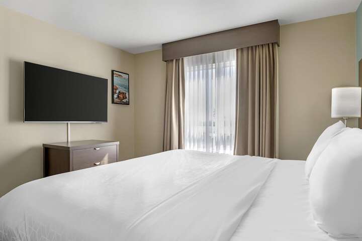 Room 10 of 74